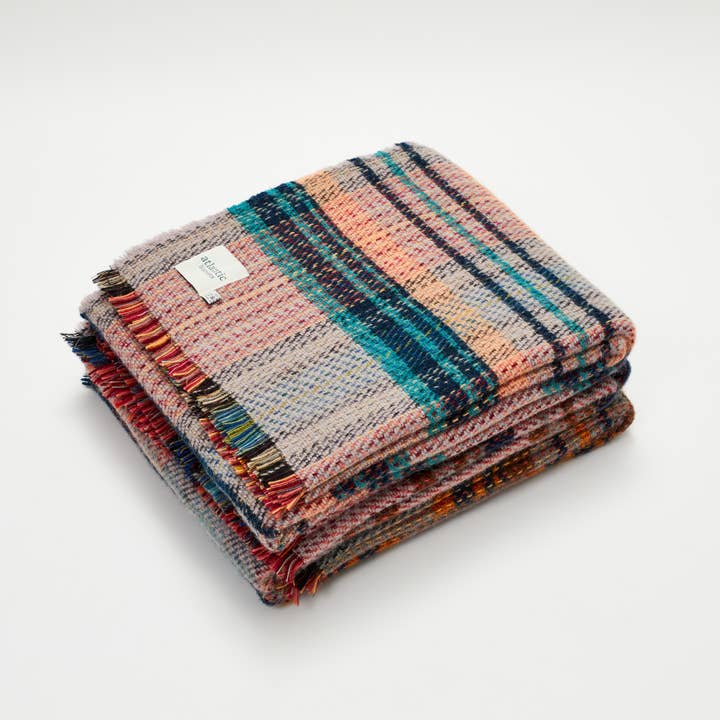 Atlantic Blankets - Wholesale Throw Blanket - Large Random Recycled Wool Blanket0