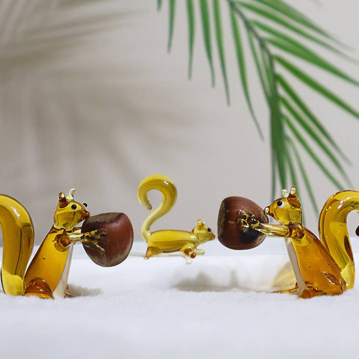 Glass Squirrel Family with nuts, lampwork animal figurine for wholesale by Adamodart