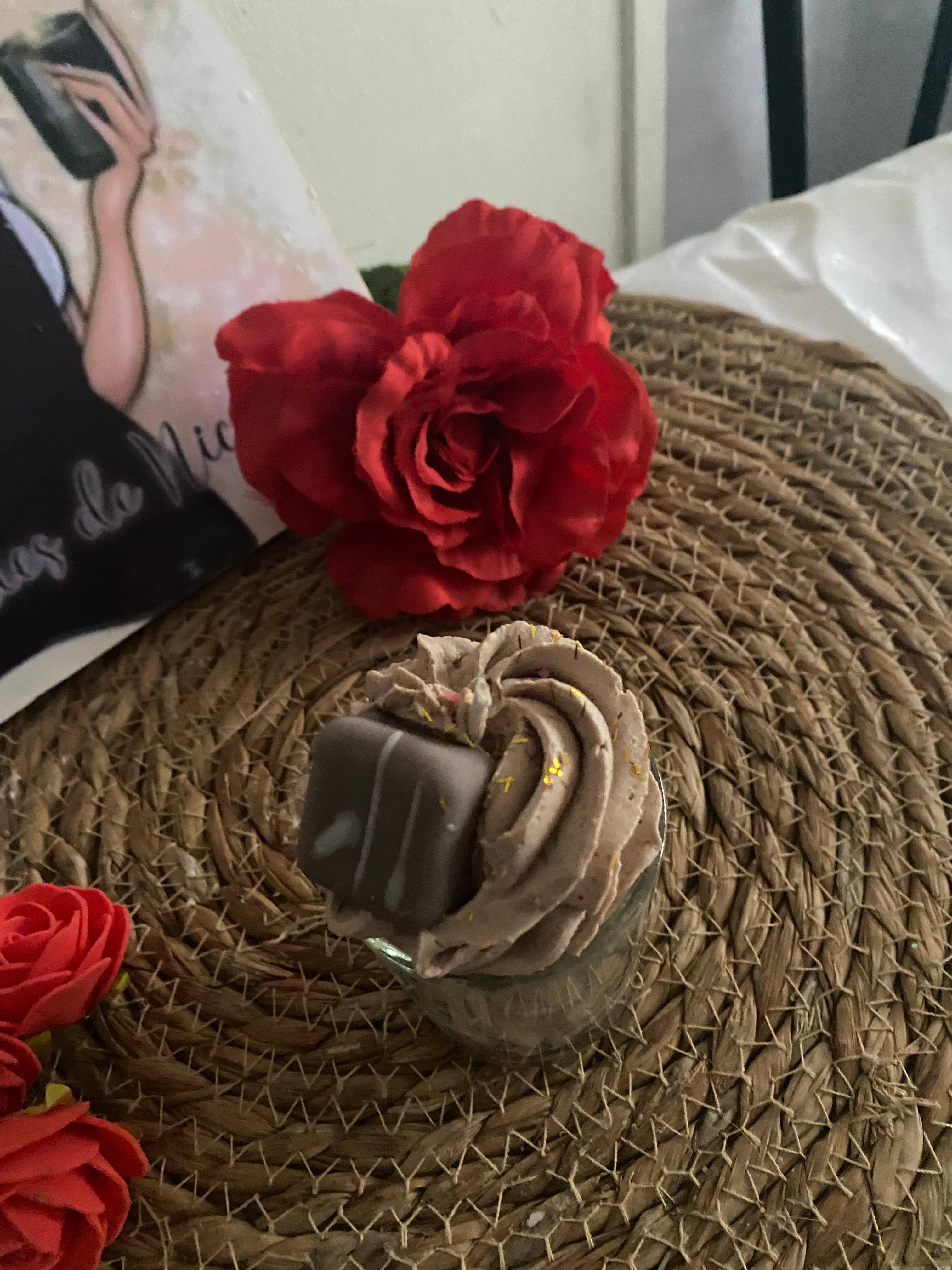 Les folies de Nicole - Wholesale Novelty Candle - Mini gourmet chocolate mousse candle1