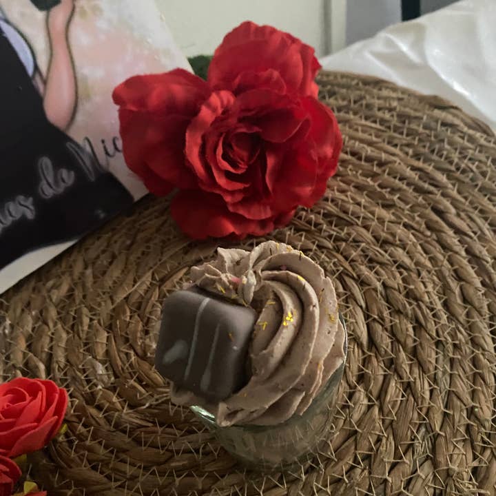 Les folies de Nicole - Wholesale Grappige kaars - Mini gourmet kaars met chocolademousse geur1