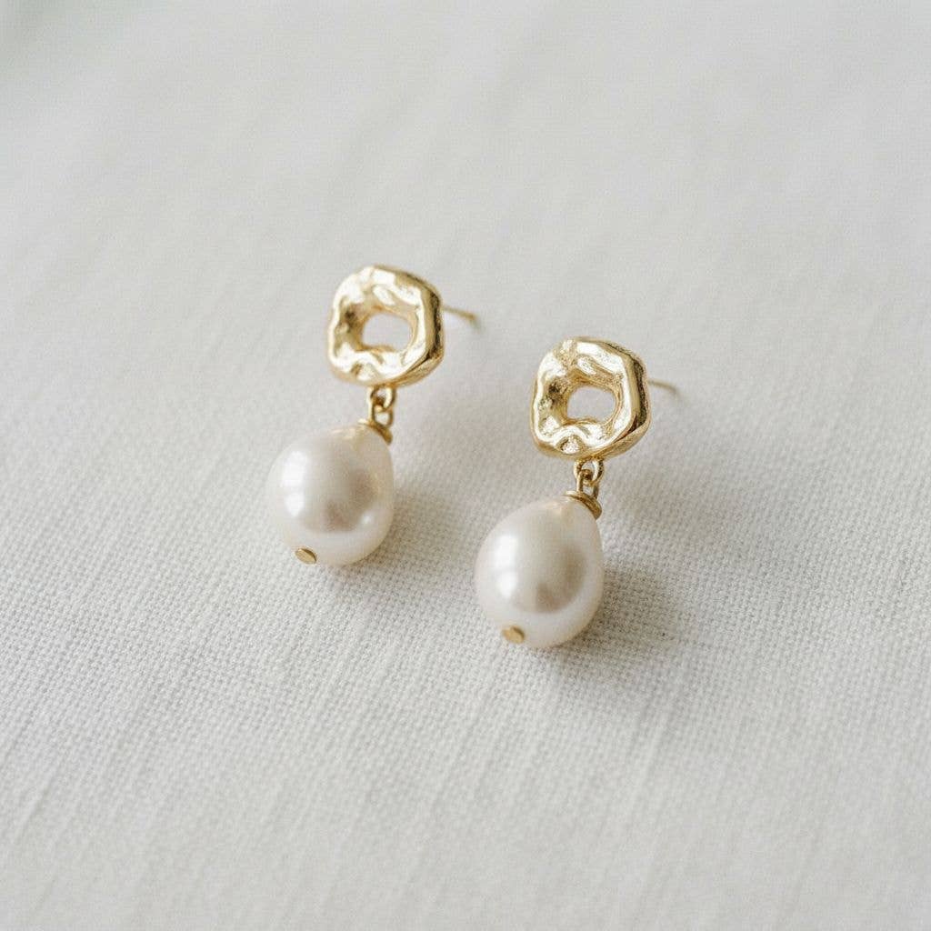 Ellemadera - Wholesale Dangle Earrings - Vintage Inspired Irregular Pearl Stud Earrings1