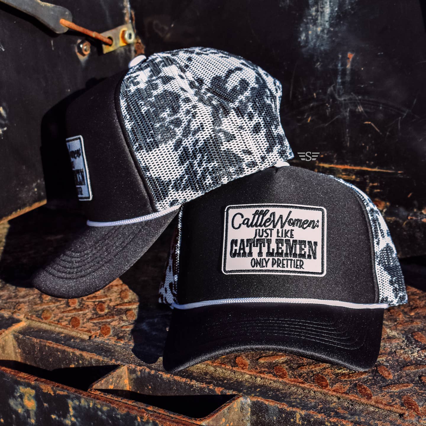 Flying S Company - Wholesale Trucker Hat - Women's - CattleWomen Are Prettier Printed Mesh Trucker Cap1