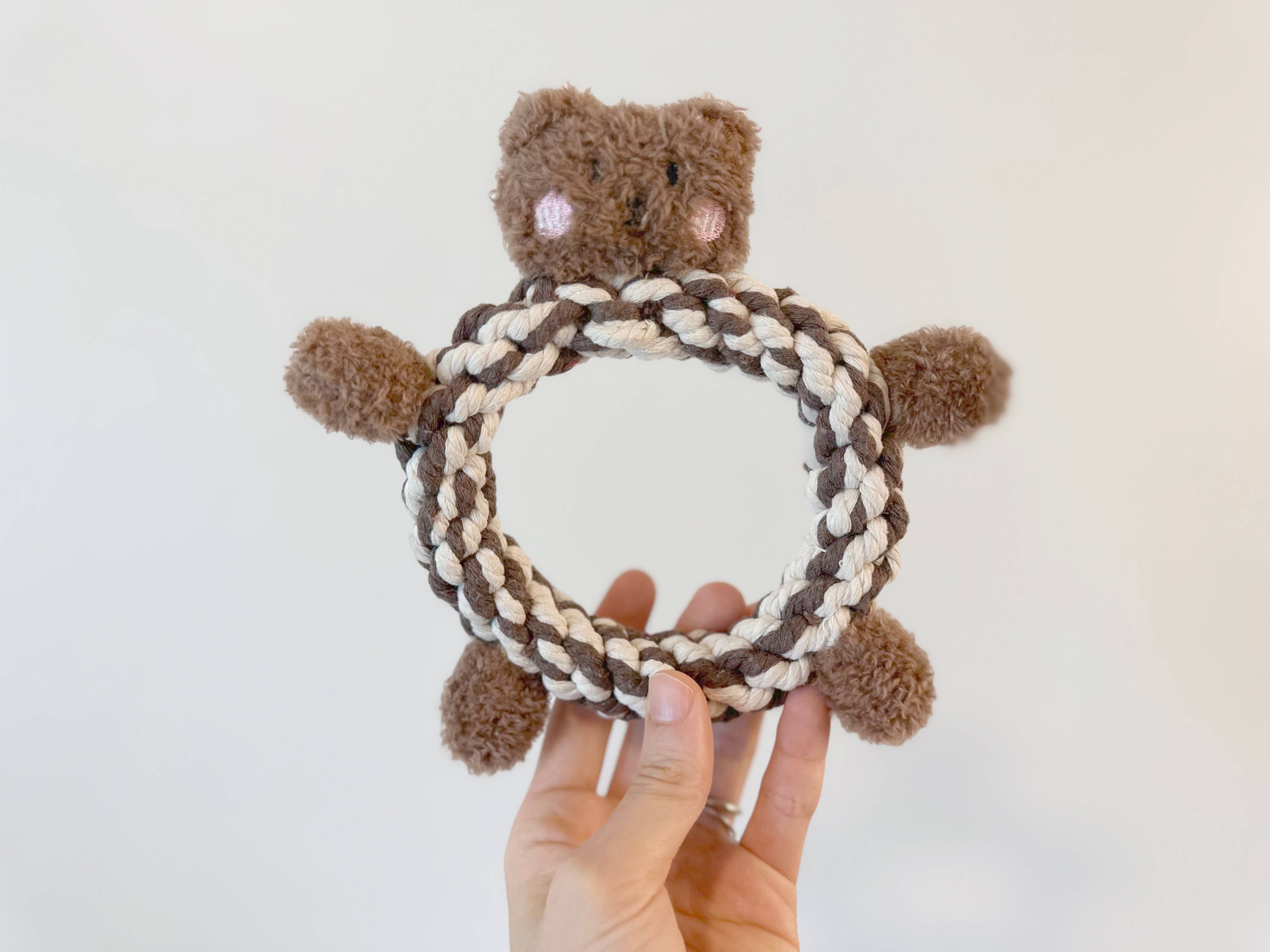 Monli Handcrafted Pet Toys – Großhandel Haustier-Seilspielzeug – Hund – Eco-Brownie Bear Macrame Hundespielzeug aus Plüsch, quietschend, modisch5