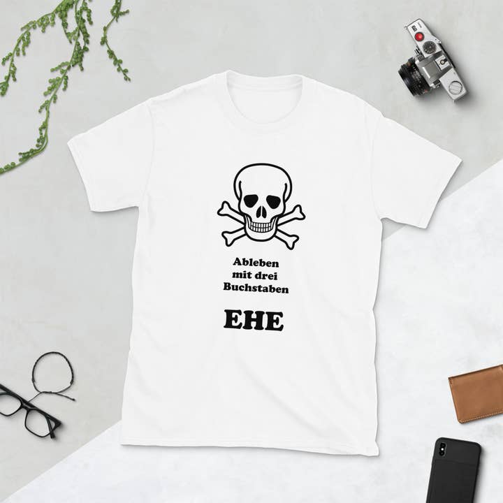 Ableben mit drei buchstaben EHE Kurzärmeliges Unisex-T-Shirt für den Großhandel von Souverista
