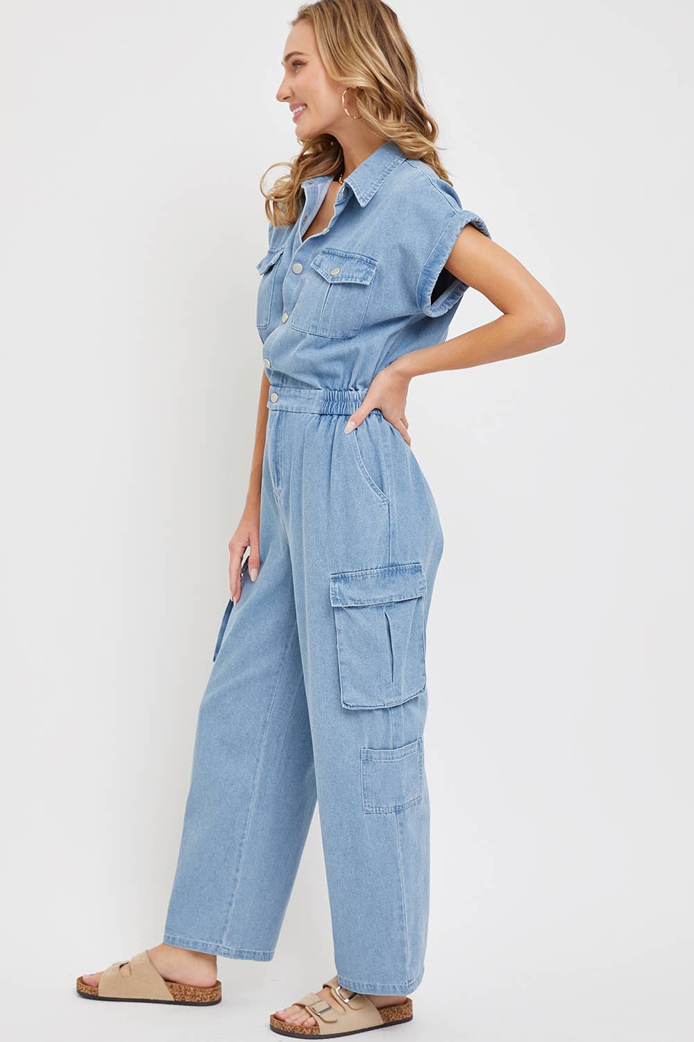 DENIM BLÅ DENIM CARGO JUMPSUIT I ÉT STYKKE for engroshandel på Faire11