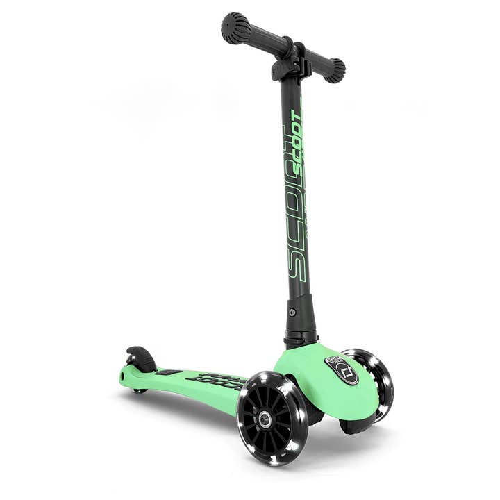 Highwaykick 3 Scooter with LED Wheels Kiwi for wholesale by Scoot & Ride
