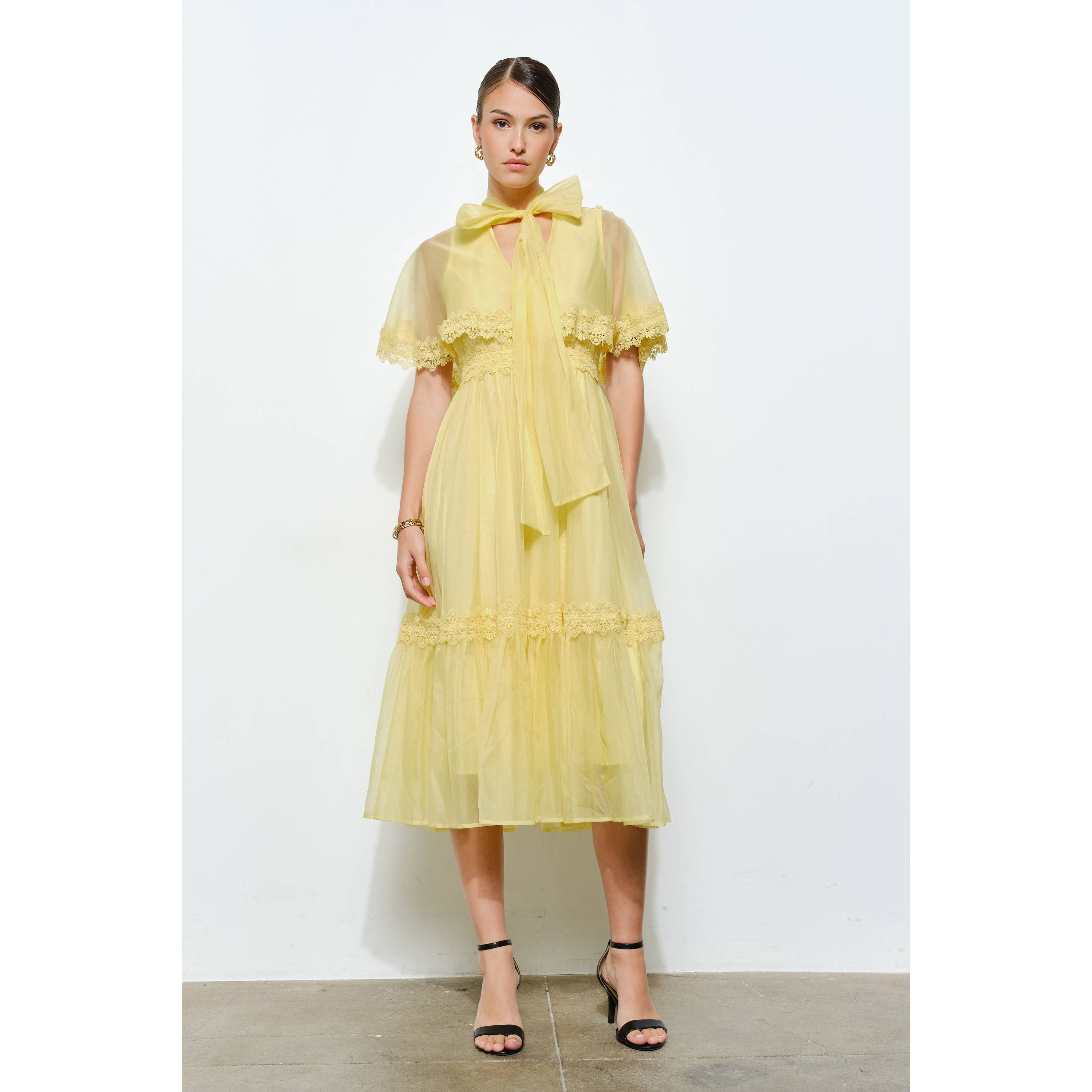 INA – wholesale Klänning - Dam – Fluga Cape-Stil Volang Spets Organza Klänning14