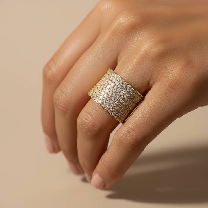 Cubic Zirconia Pavé Cocktail Ring Sparkle 18k Gold Christmas for wholesale by Gold Lunar