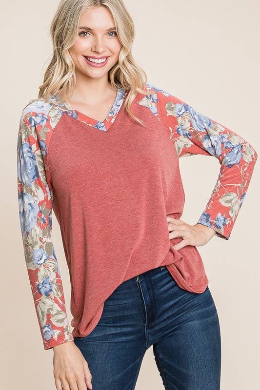 Ferrugem Top de mangas estampadas florais ETK-8543 para venda a revendedores na Faire3