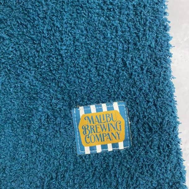 Sundream - Vendita all'ingrosso Plaid - SUNDREAM CUSTOM: PLAID IN PELUCHE + ETICHETTA TESSUTA (MOQ 50 UNITÀ)10