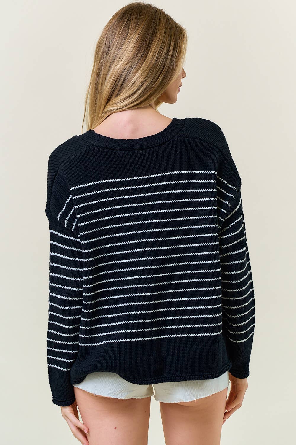 NOIR/BLANC CARDIGAN EN MAILLE RAYÉ - 10775J en vente sur Faire3