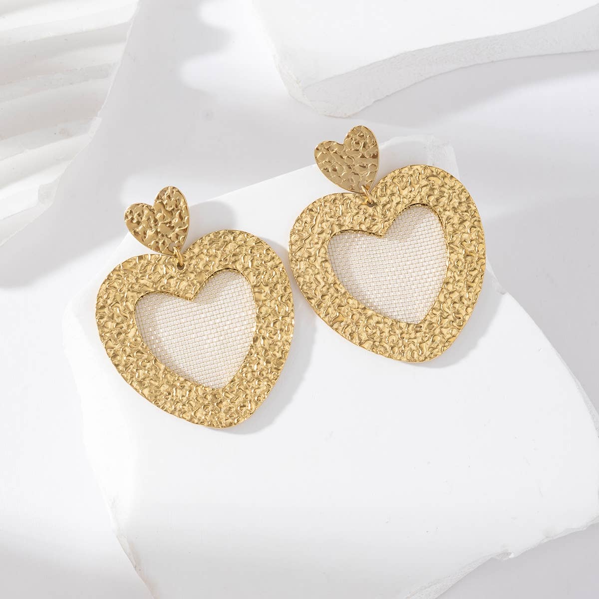 Lovelika - Wholesale Dangle Earrings - Heart drop earrings - Léonie