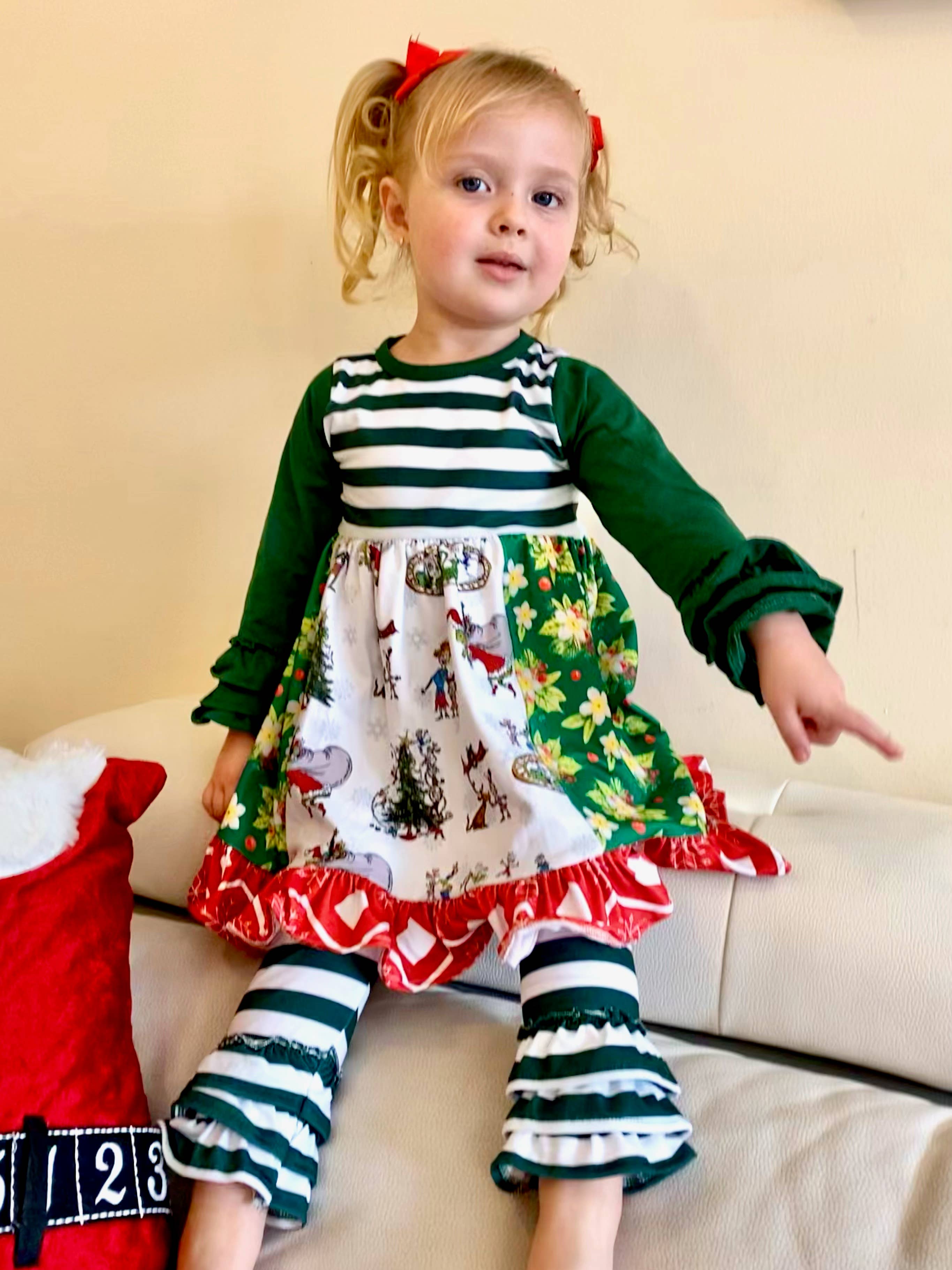 Angeline Kids – wholesale Top & trouser set – Kids – Baby Girls Christmas Grinch Ruffle Dress Pants Outfit