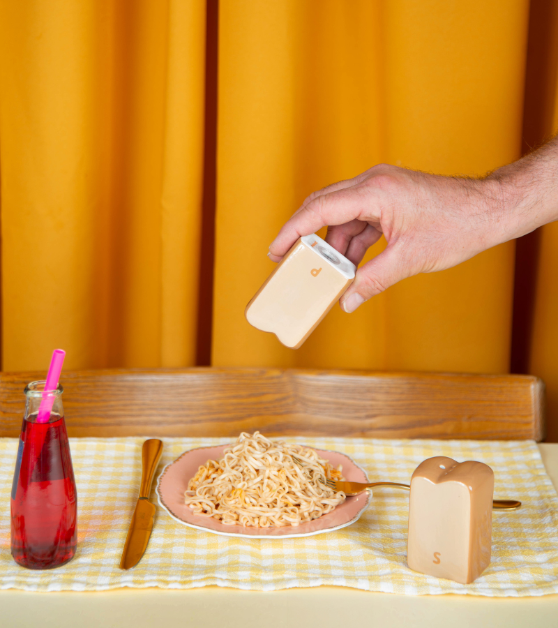 L'expressionist - Wholesale Salt & Pepper Shaker Set - Brioche salt and pepper shaker set1