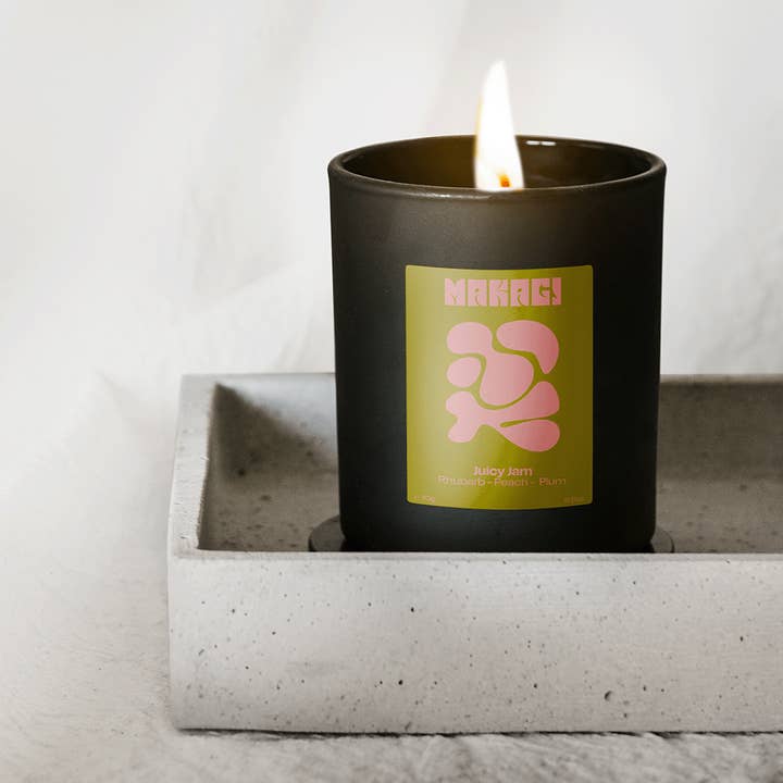 Lille lys Juicy Jam - Rabarber, Fersken & Blomme for engroshandel hos Makagi