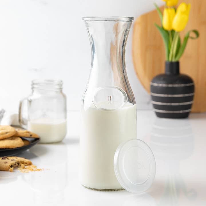 Kook - Wholesale Carafe - Kook Glass Carafes with Lids, 33 oz, Set of 4