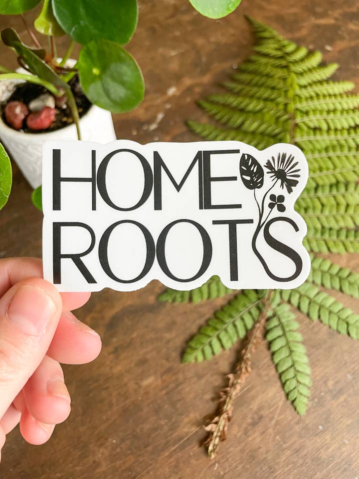 Autocollant Home Roots, durable et résistant aux intempéries pour la vente par Home Roots Design
