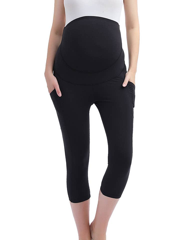 Kimi + Kai Maternity „Gwen“ Belly Support Pocket Leggings (18.5" Indersøm) Sort for engroshandel hos Kimi and Kai