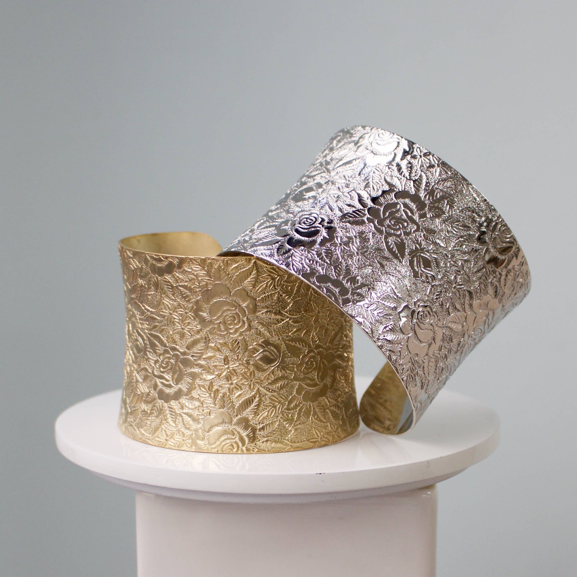 a.v. max - Wholesale Cuff Bracelet - Floral 2" Concave Cuff|Gold|Silver2