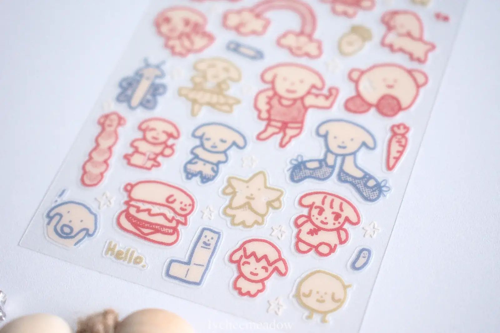 Lycheemeadow - Vente Autocollant - Il est là !!! Feuille d'autocollants transparente5