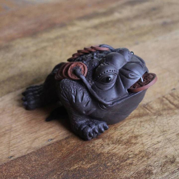 Tea soul - Wholesale Decorative Figurine - Ceramic tea frog figurine with coin1