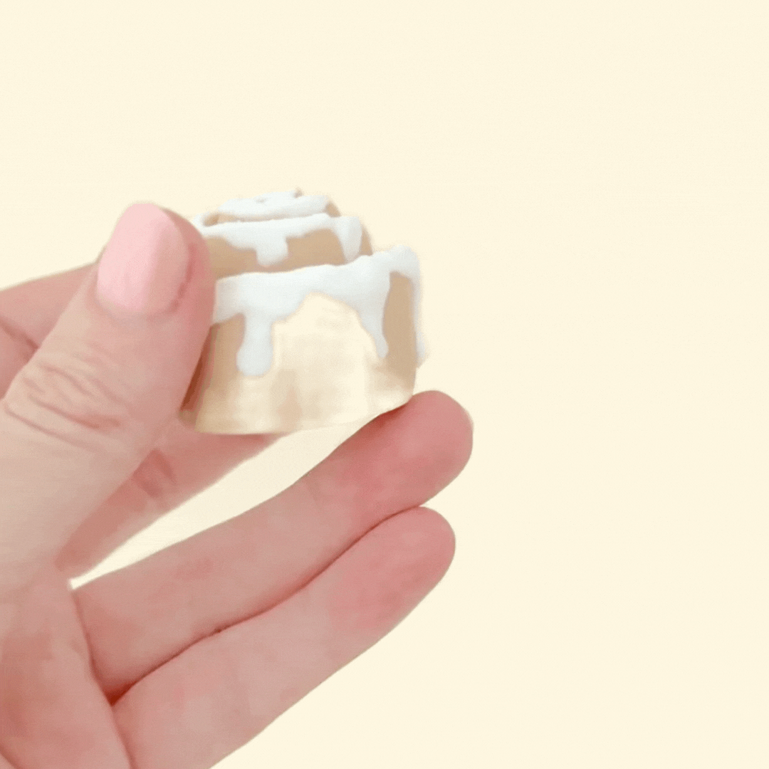 Flexi Fidgets Co. Ltd - Vente Fidget/jouet anti-stress – enfant - Clickeur de Roulé à la Cannelle2