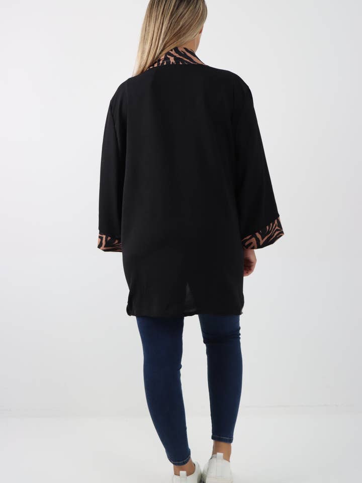 Miss Bold – Engroshandel Jakke - Dame – Italiensk 3/4 ærmet trykt panel åben frontjakke3