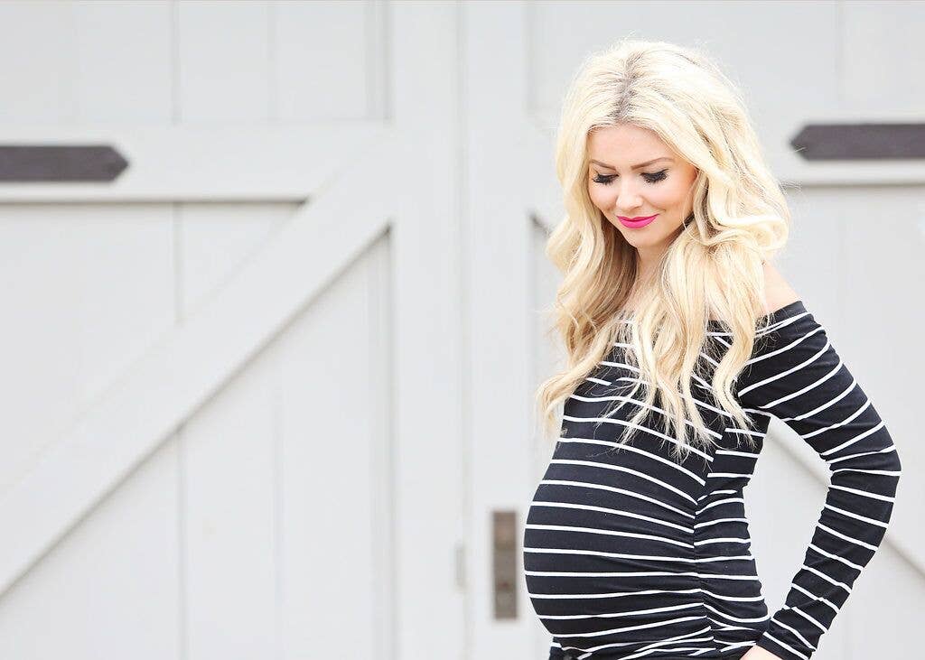 to: little arrows - Wholesale Top - Maternity - Black Striped Off-the-Shoulder Maternity Shirt - Pregnancy