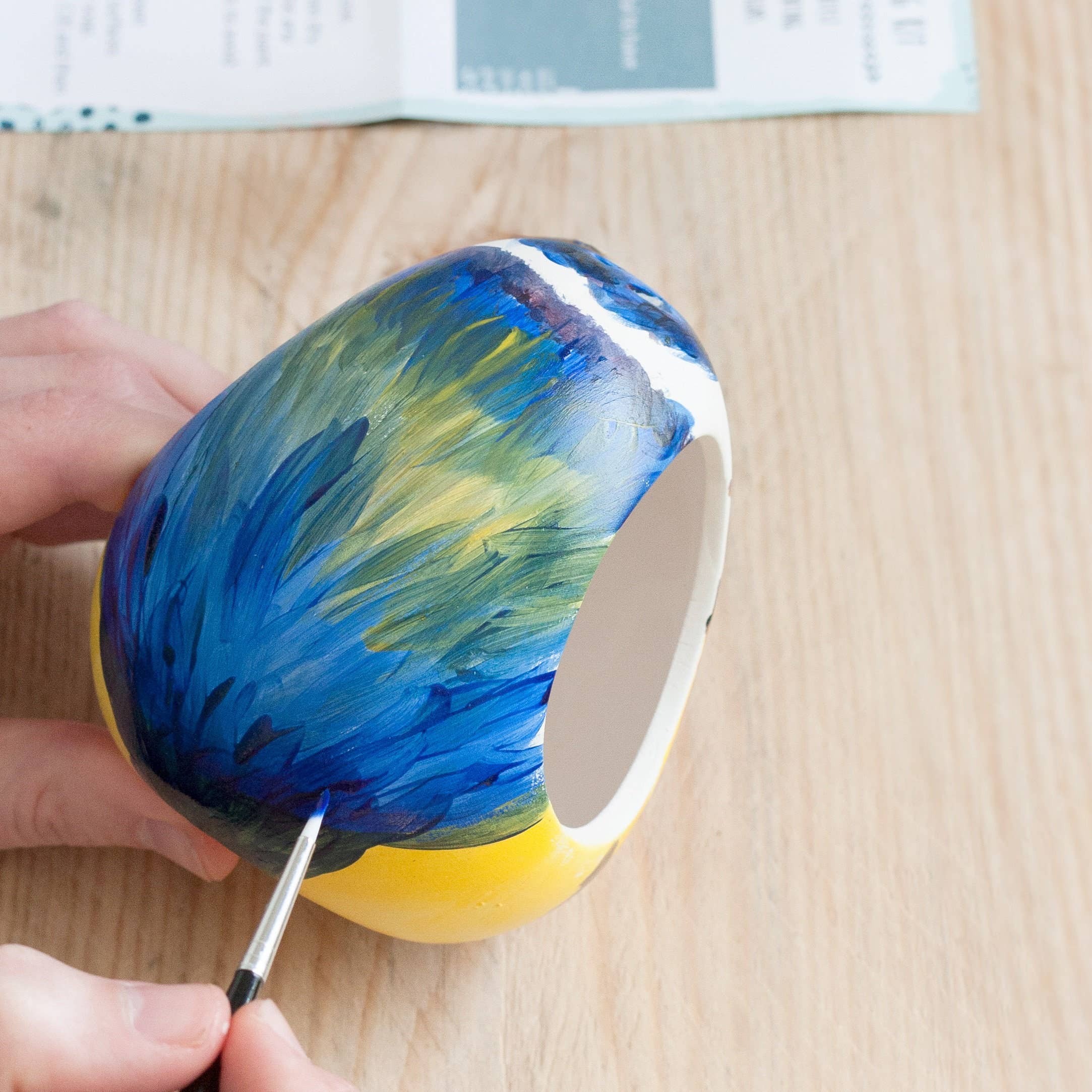 The Crafty Hen – wholesale DIY craft kit – Ceramic Bird Feeder Kit3