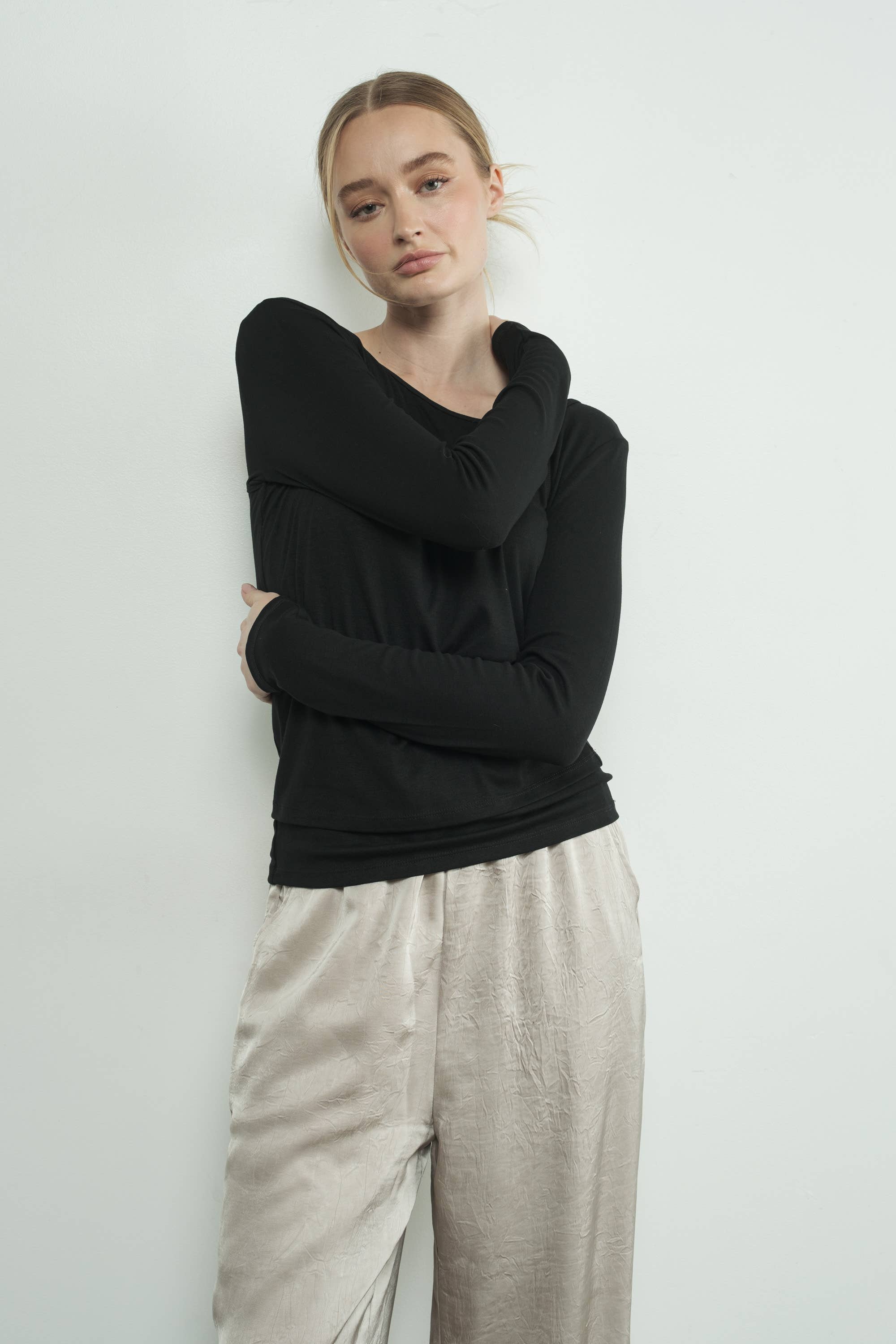 Aaron & Amber - Wholesale T-Shirt - Women's - MAT3127 TWO FER TANK LONG SLEEVE TOP22