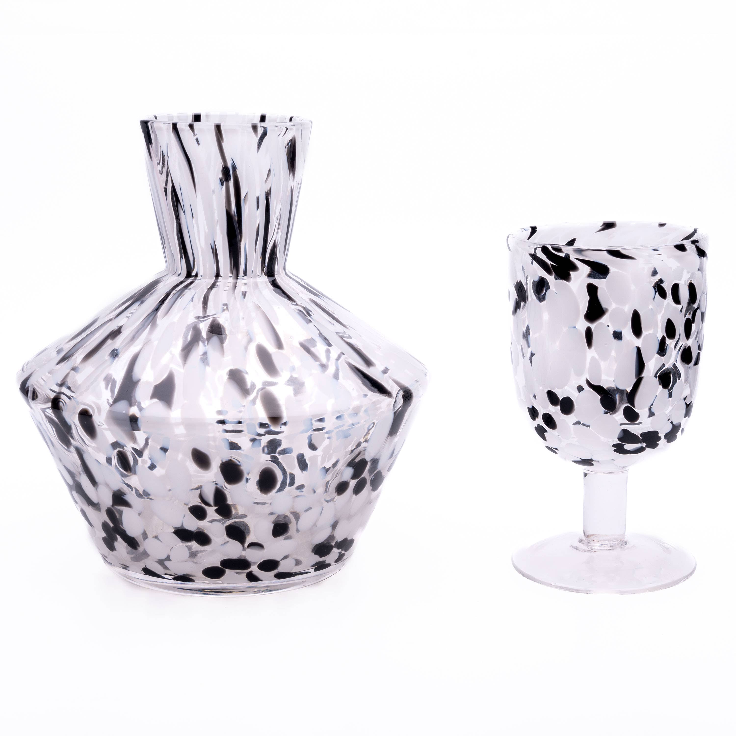 Black Dalmatian print wine glass  for wholesale on Faire1