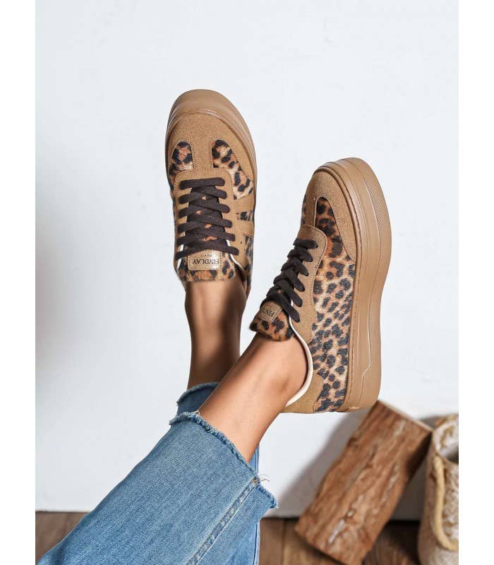 SWEET MAGIC SHOES & BAGS - Wholesale Lifestyle Sneakers - Women's - CASUAL SNEAKER WITH WIDE RUBBER SOLE1