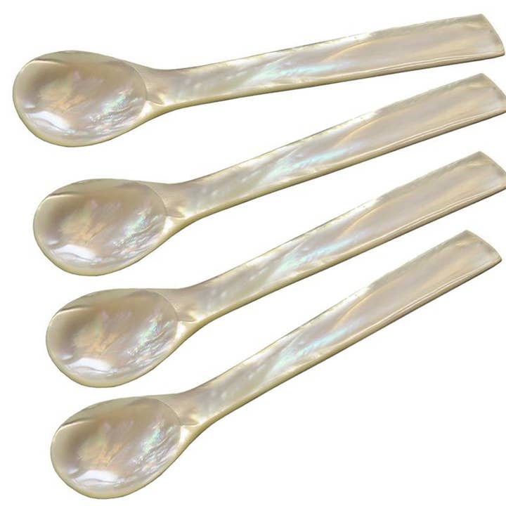 Set da 4 cucchiai per caviale in madreperla con angoli rettilinei per la vendita all'ingrosso da parte di EDZARD