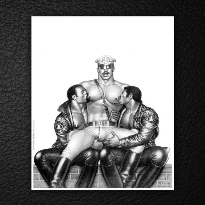 Mini affiche Tom of Finland « Nip & Tuck » (gay, LGBTQ, Queer) pour la vente par Peachy Kings / Kweer Cards
