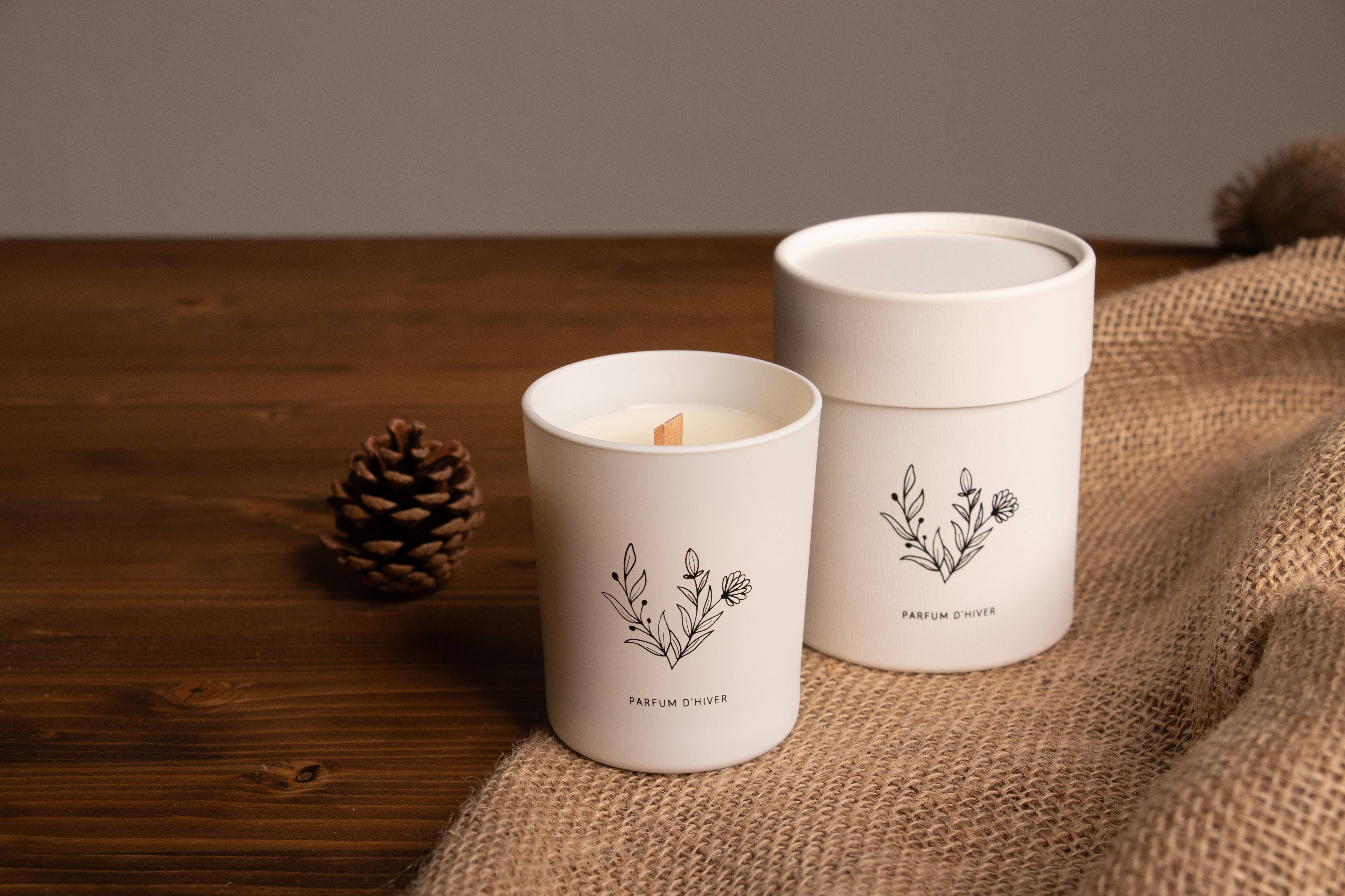 La Bougie Blanche - Wholesale Jar/Filled Candle - Firewood Candles - Winter Scent - Wood wick