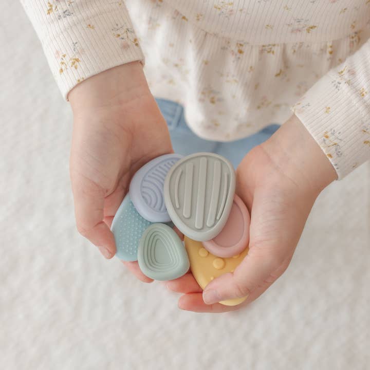 Mindful and Co Kids - Wholesale Fidget Toy - Kids - Worry Stones – Calming Sensory Fidget for Kids (Set of 6)