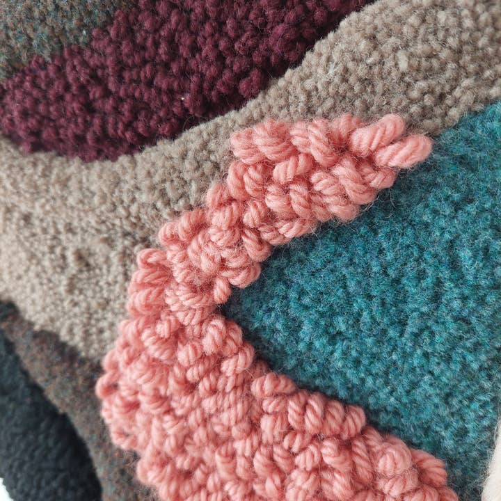Josi Saboia fiber artist - Wholesale Wall Accent - Wall Rug Tufted Art