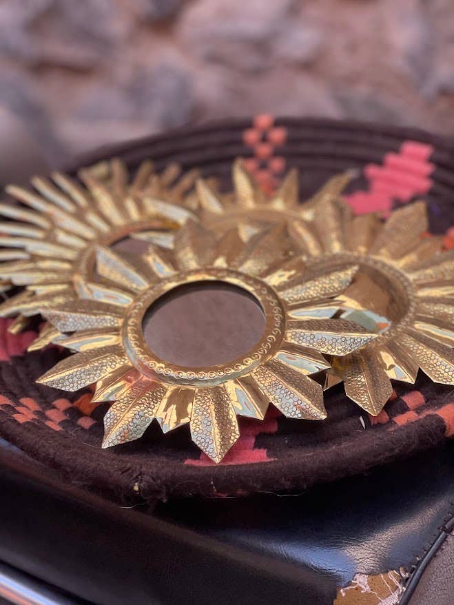 NOMAD BY LIV - Vente Miroir mural - Miroir étoile lumière nordique en bronze2