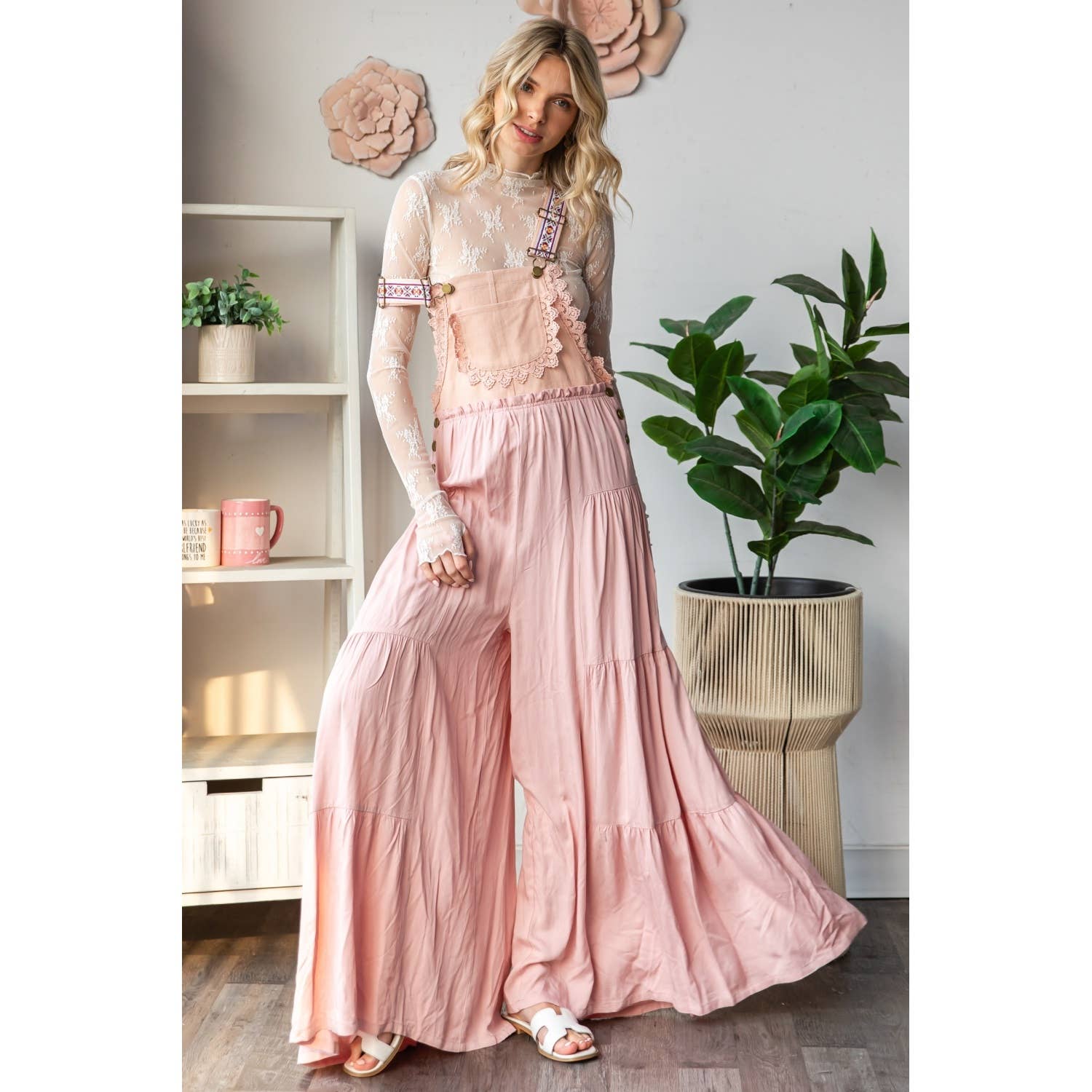 Veveret – Macacão - Mulher por atacado – Macacão fluido com alças bordadas16