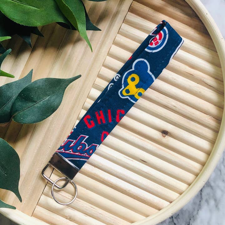 Porte-clés en tissu imprimé Chicago Cubs Baseball Throwback pour la vente par MDStickerShop