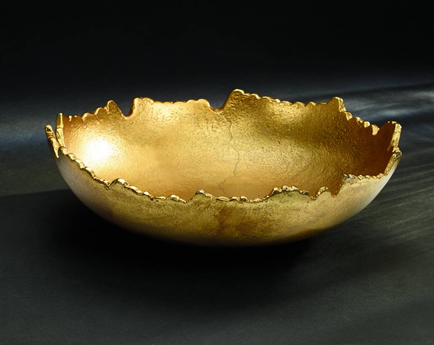 India Handicrafts Inc - Wholesale Decorative Plate/Dish/Bowl - Gilded Texture Bowl7