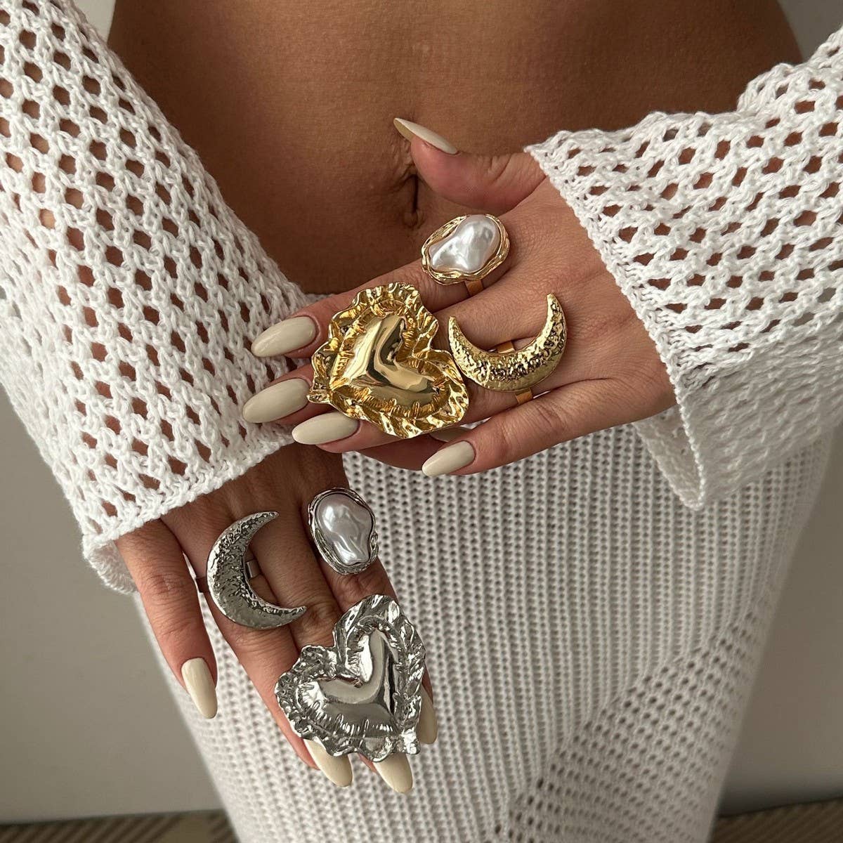 ACCITY - Wholesale Cocktail/Statement Ring - NEW WRINKLED THREE-DIMENSIONAL LOVE ALLOY RING_CWMM32417