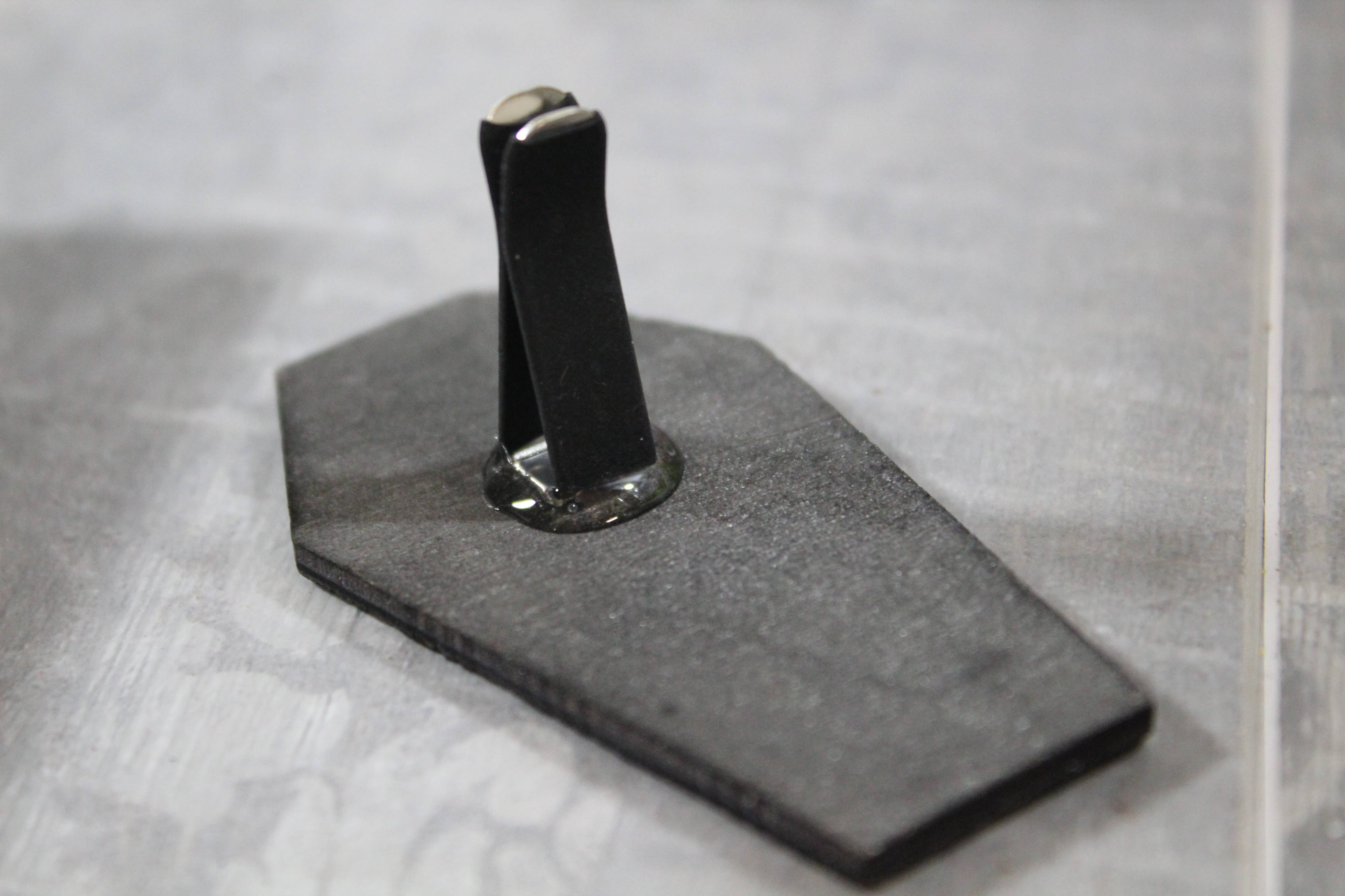 Raven Design – wholesale Car Freshener - Unisex – Coffin Essential Oil Car Diffuser// Wood Air vent Freshener2