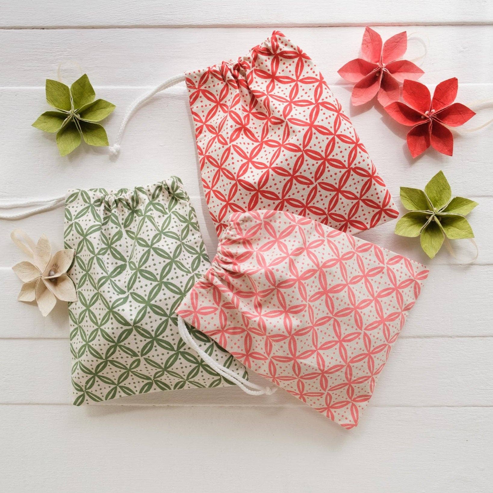 Rise Beyond the Reef - Wholesale Kerstkous - Grote handbedrukte kerstsok4