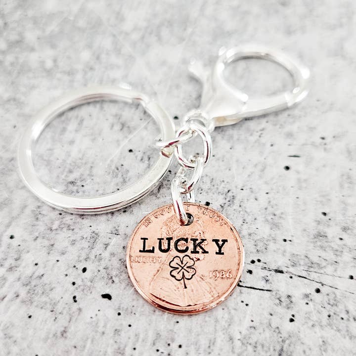 Salt and Sparkle - Wholesale Keychain - Unisex - Lucky Penny Four Leaf Clover Keychain