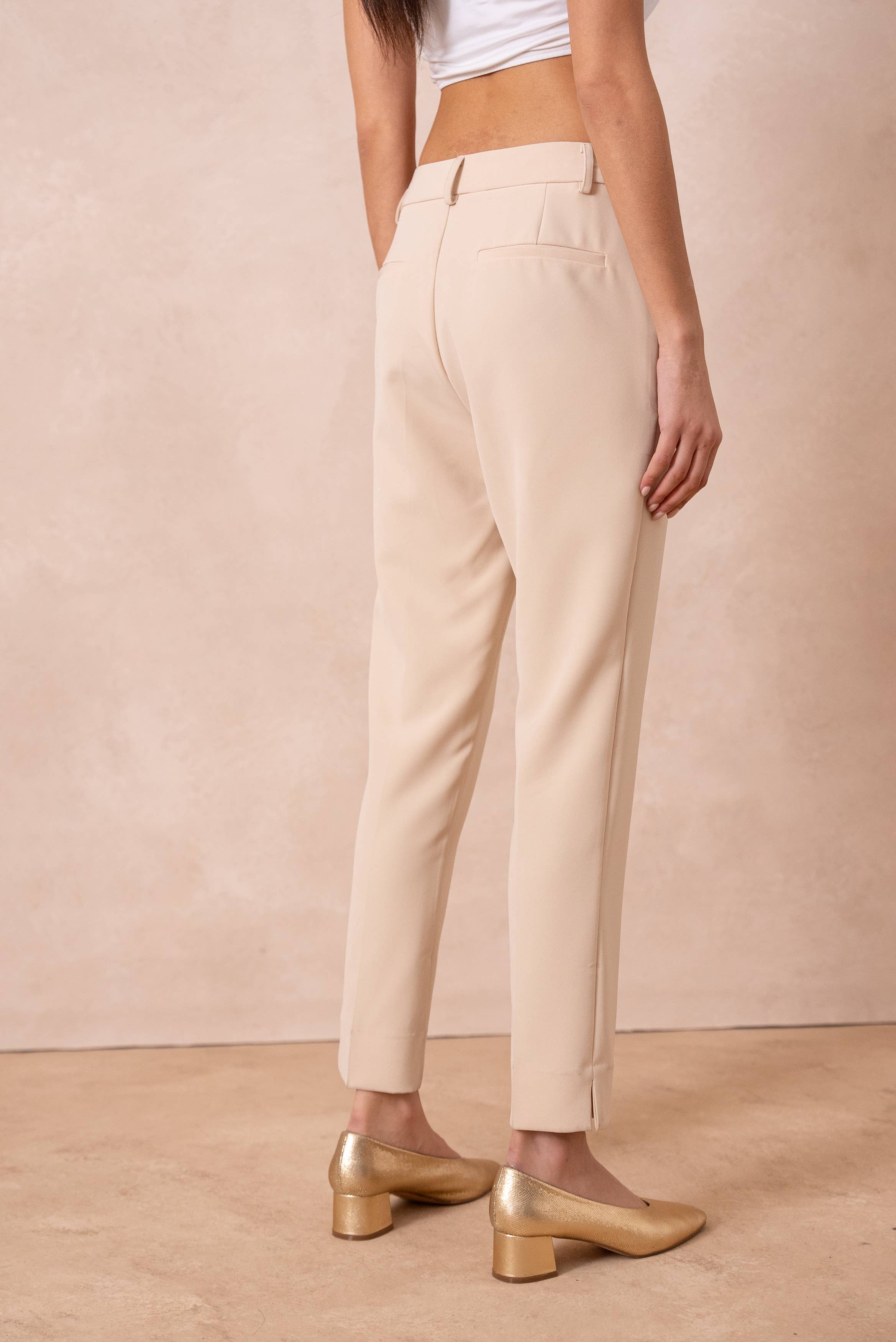 Attentif Paris - Venta al por mayor Pantalones - Mujer - Pantalones pitillo de talle alto [Signature]23