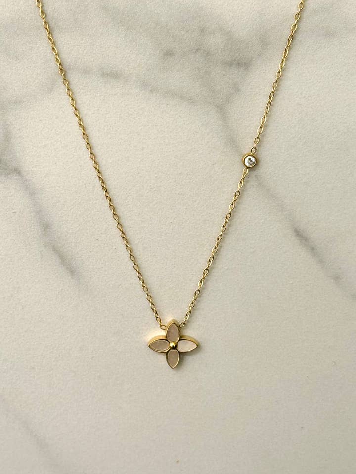 Bloemenketting met Witte Zirconia Details voor wholesale door Cassette Barcelona