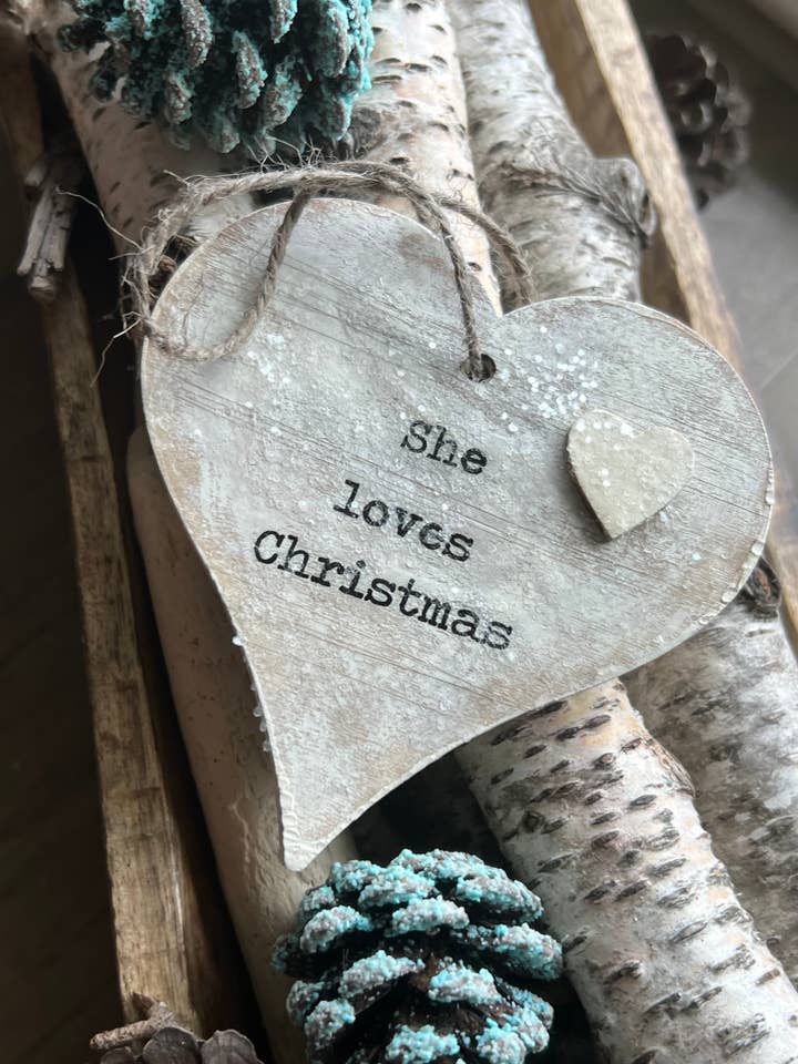 Elle aime la décoration de Noël en forme de cœur, décoration de vacances pour la vente par UnfiniSHEd
