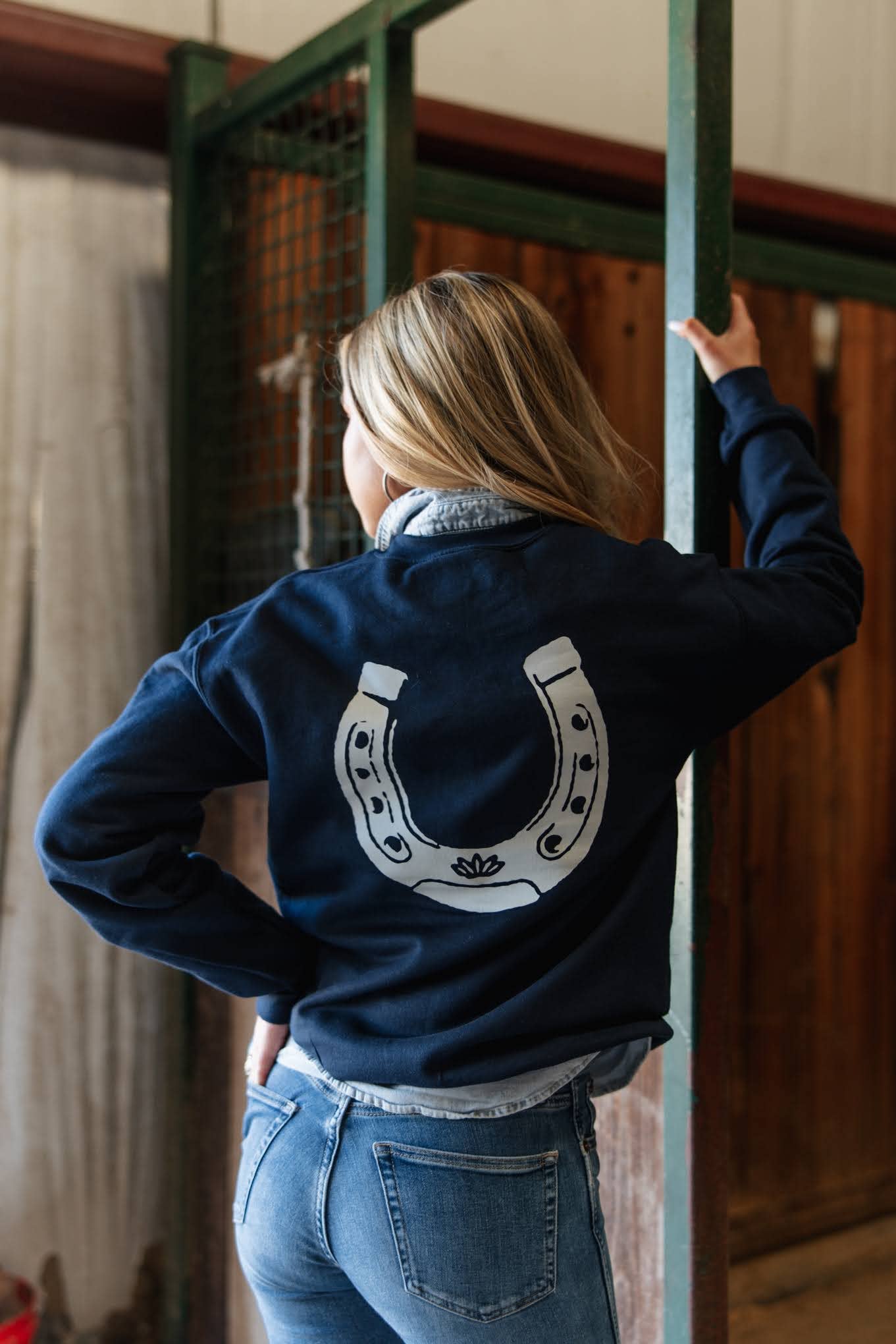 Ali Dee - Wholesale Graphic Sweatshirt - Women's - Heritage Horseshoe Western Sweatshirt - Navy1
