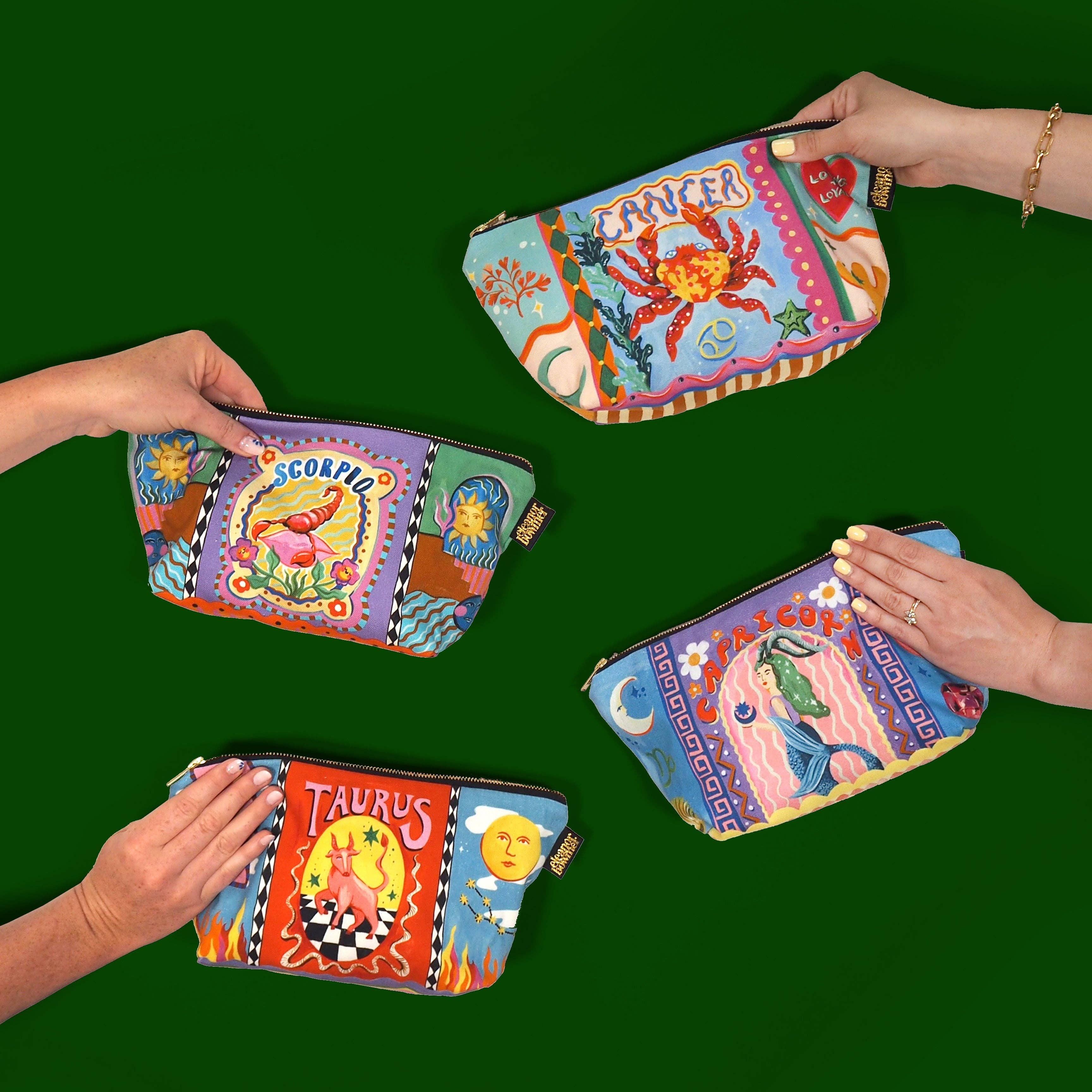 Eleanor Bowmer - Vendita all'ingrosso Borsa per trucchi/cosmetici - Borsa a Zip del Segno Zodiacale del Toro2